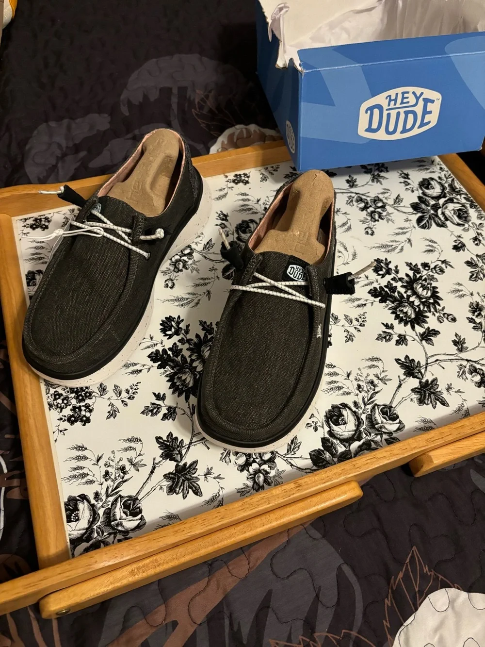 Hey Dude Black Canvas Slip-On Loafers with White Laces - Picture 1 of 4